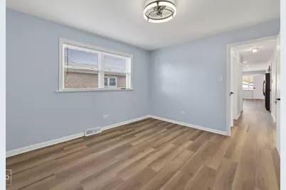 10643 S 83rd Avenue, Palos Hills, IL 60465 - Photo 7
