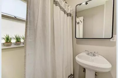 904 Caton Avenue, Joliet, IL 60435 - Photo 15