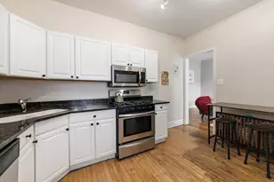 3839 N Wilton Ave, Chicago, IL 60613 - Photo 7