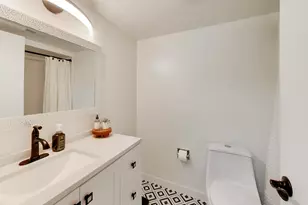 1520 Stonebridge Trail, Wheaton, IL 60189 - Photo 19