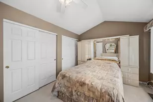 313 Candlelight Ct, Bolingbrook, IL 60440 - Photo 13