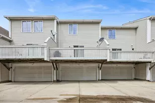 313 Candlelight Ct, Bolingbrook, IL 60440 - Photo 17