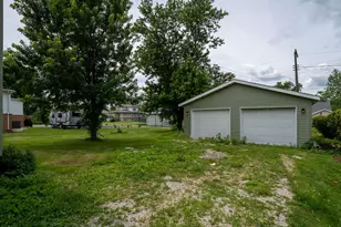 311 S Main St, Flanagan, IL 61740 - Photo 27