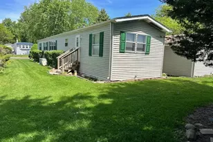 9 Hickory Ln, Sandwich, IL 60548 - Photo 21
