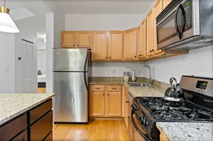 2846 N Christiana Ave, Chicago, IL 60618 - Photo 9