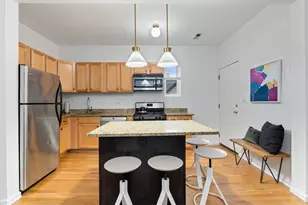 2846 N Christiana Ave, Chicago, IL 60618 - Photo 7
