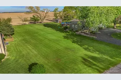 742 Cynthia Drive, Lake Holiday, IL 60548 - Photo 1