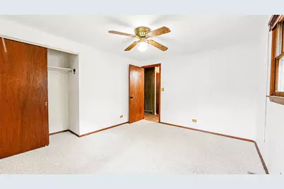 33022 N John Mogg Road, Grayslake, IL 60030 - Photo 13