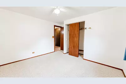 33022 N John Mogg Road, Grayslake, IL 60030 - Photo 11