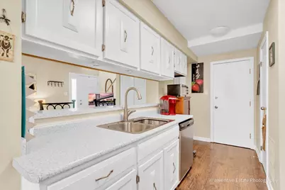 8325 Portsmouth Drive #A, Darien, IL 60561 - Photo 7
