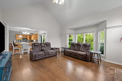 40W174 Jack London Street, Saint Charles, IL 60175 - Photo 13
