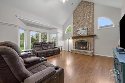40W174 Jack London Street, Saint Charles, IL 60175 - Photo 11