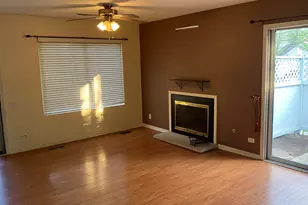437 Valley Forge Ct, Aurora, IL 60504 - Photo 3