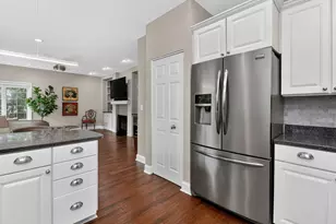 5131 Creek Dr, Western Springs, IL 60558 - Photo 9
