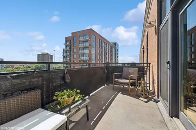 725 N Aberdeen Street #609, Chicago, IL 60642 - Photo 17