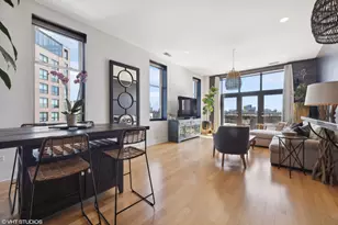 725 N Aberdeen St, Chicago, IL 60642 - Photo 3