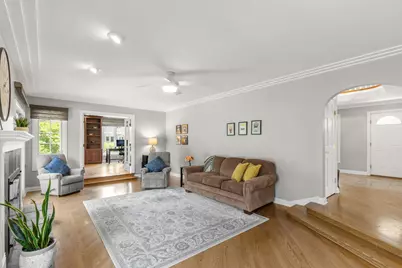 119 Saddle Brook Drive, Oak Brook, IL 60523 - Photo 17