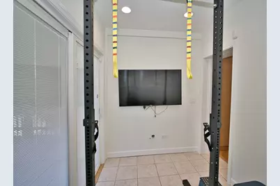 5936 N Melvina Avenue, Chicago, IL 60646 - Photo 7