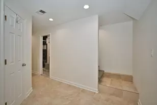 5936 N Melvina Ave, Chicago, IL 60646 - Photo 11