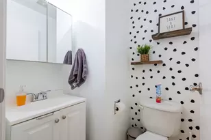 5155 N East River Rd, Chicago, IL 60656 - Photo 17