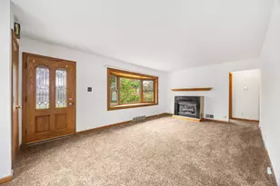 140 W Le Moyne Ave, Lombard, IL 60148 - Photo 3