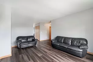 2110 Austrian Pine St, Lockport, IL 60441 - Photo 7