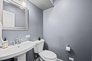 331 E Russell St, Barrington, IL 60010 - Photo 17