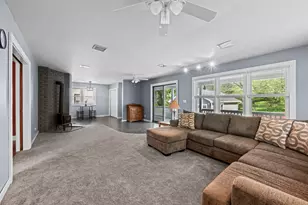 331 E Russell St, Barrington, IL 60010 - Photo 15