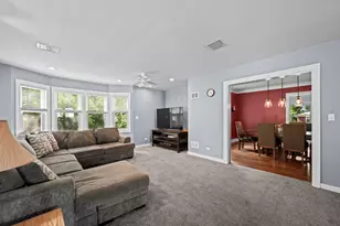 331 E Russell St, Barrington, IL 60010 - Photo 13