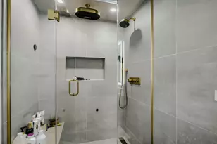 2 E Erie St, Chicago, IL 60611 - Photo 15