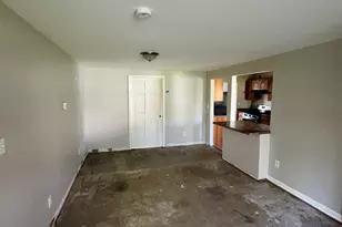201 W 10th St, Chicago Heights, IL 60411 - Photo 7