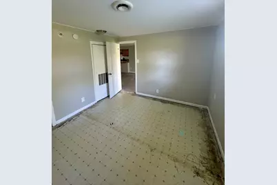 201 W 10th Street, Chicago Heights, IL 60411 - Photo 15