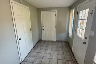 201 W 10th St, Chicago Heights, IL 60411 - Photo 9
