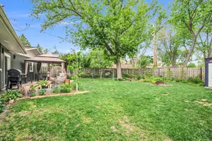158 St Marys Pkwy, Buffalo Grove, IL 60089 - Photo 25