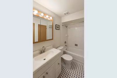 1216 Inverrary Lane #1216, Deerfield, IL 60015 - Photo 9