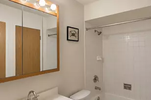 1216 Inverrary Ln, Deerfield, IL 60015 - Photo 9