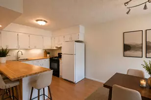 1216 Inverrary Ln, Deerfield, IL 60015 - Photo 7