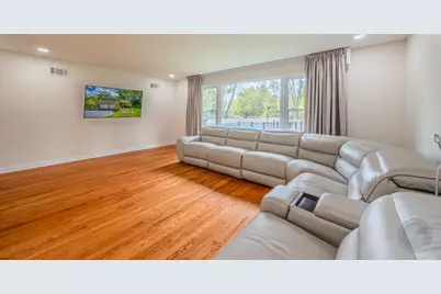 10S220 Alan Road, Naperville, IL 60564 - Photo 15