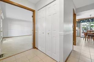 3264 Salem Ct, Aurora, IL 60504 - Photo 7