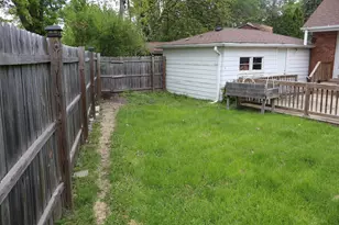 18610 Golfview Ave, Homewood, IL 60430 - Photo 5