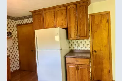 2613 N 11th Street, Clinton, IA 52732 - Photo 5