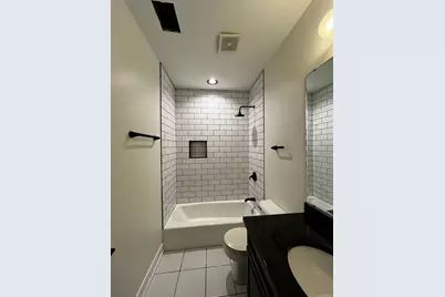 3316 N Damen Avenue #2, Chicago, IL 60618 - Photo 7