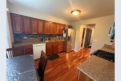 414 Spring Court W, Carpentersville, IL 60110 - Photo 5