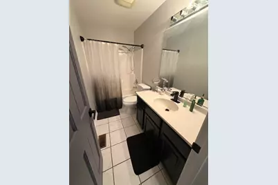 414 Spring Court W, Carpentersville, IL 60110 - Photo 17