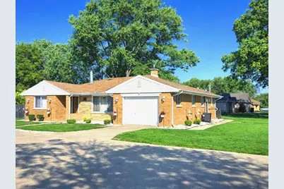 3904 W 137th Street, Crestwood, IL 60418 - Photo 1