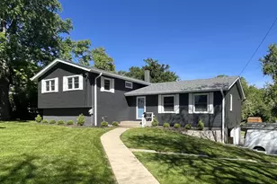 704 Plainfield Rd, Downers Grove, IL 60516 - Photo 1