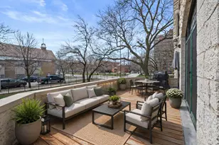 4545 S Drexel Blvd, Chicago, IL 60653 - Photo 3