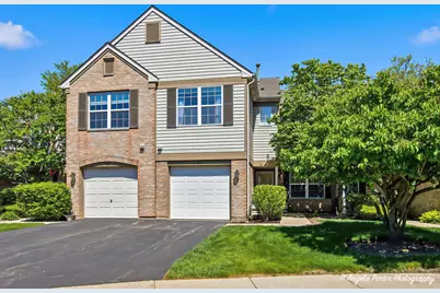386 Crystal Ridge Drive #386, Crystal Lake, IL 60012 - Photo 1