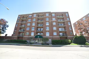 365 Graceland Ave, Des Plaines, IL 60016 - Photo 1