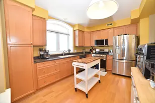 365 Graceland Ave, Des Plaines, IL 60016 - Photo 9